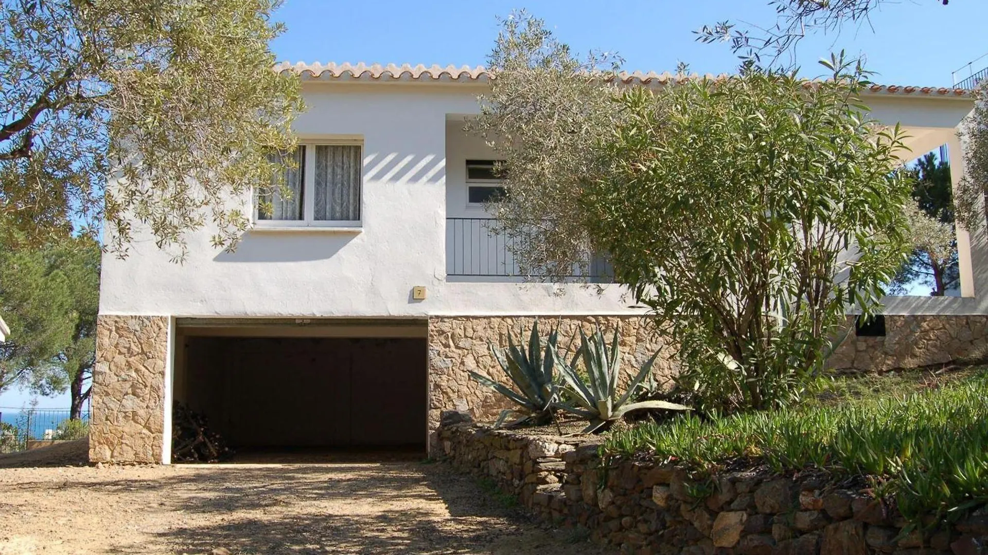 Villa V. Fane Der. - Casa Con Jardin Y Vista Mar En Llanca - Es-228-9 Spagna